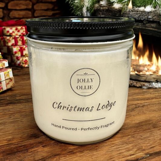 Christmas Lodge 13 oz Candle