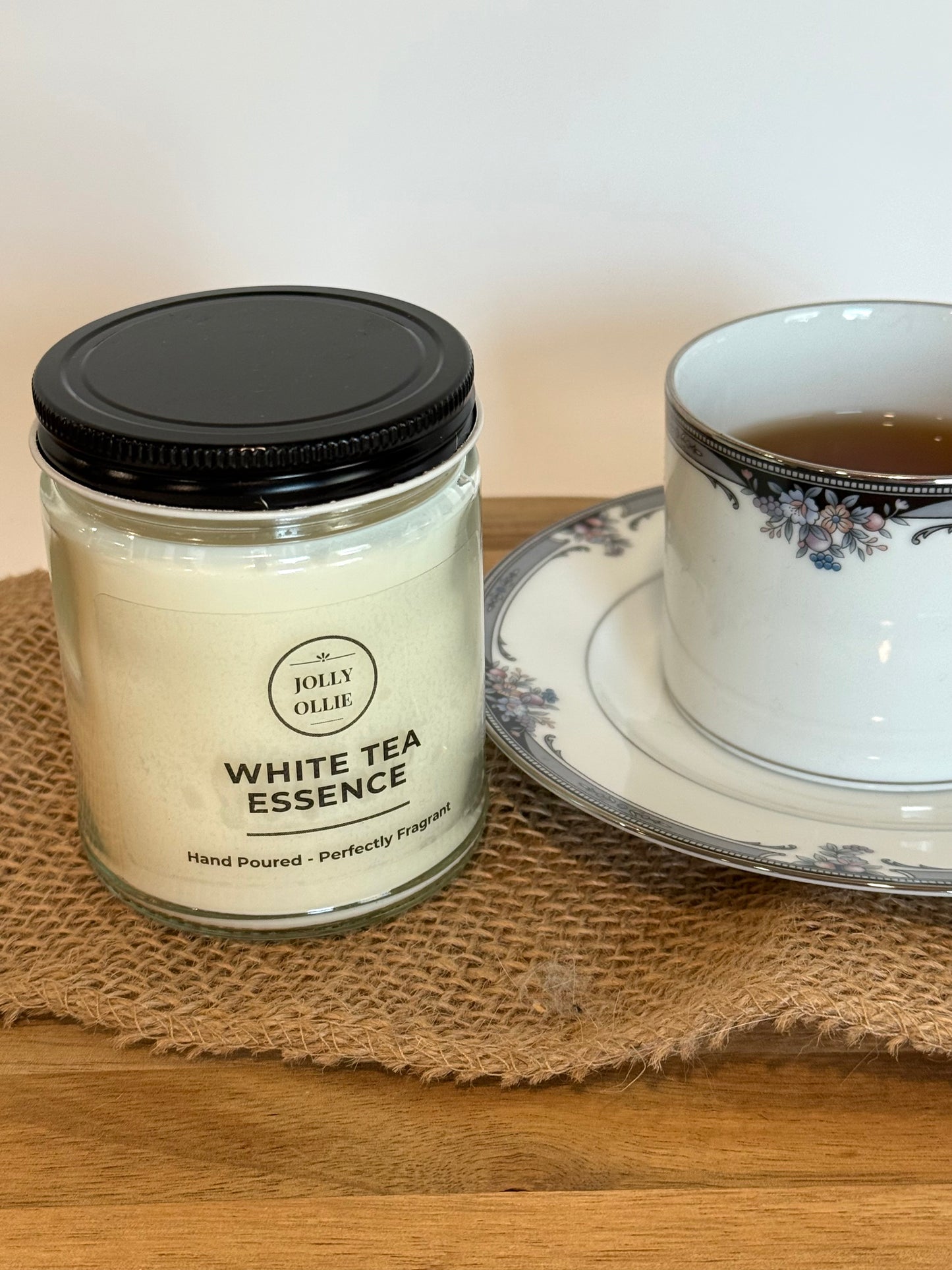 White Tea Essence 7 oz Candle